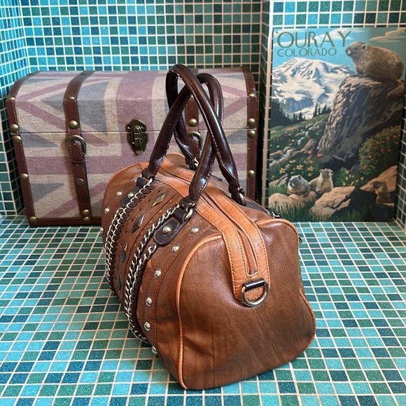 Charming Charlie Brown Studded Decor Handbag 👜 - Picture 4 of 12